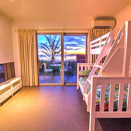 Onslow Beach Resort Dış mekan fotoğraf