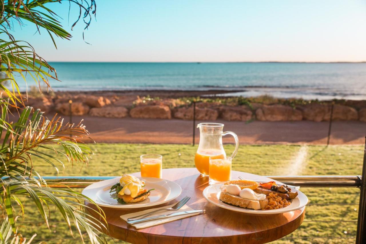 Onslow Beach Resort Dış mekan fotoğraf